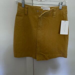 American threads skirt